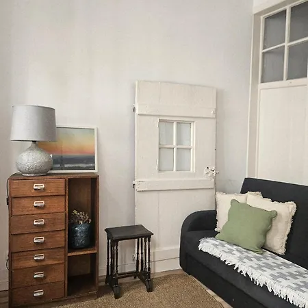 شقة A Sua Pequena Casa Perto De Santos Art District Lisboa