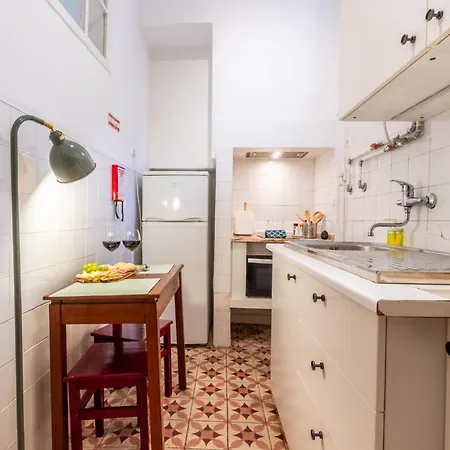 شقة A Sua Pequena Casa Perto De Santos Art District Lisboa
