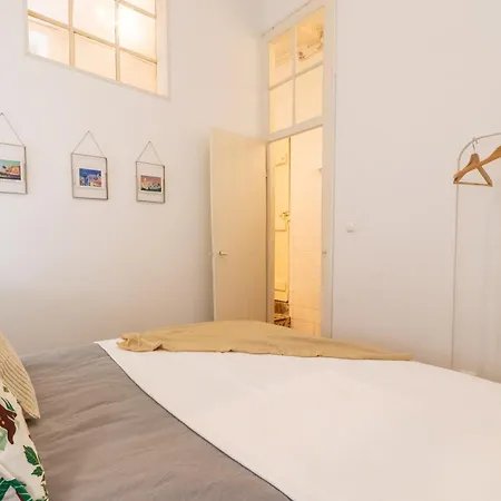 A Sua Pequena Casa Perto De Santos Art District Апартаменты Лиссабон